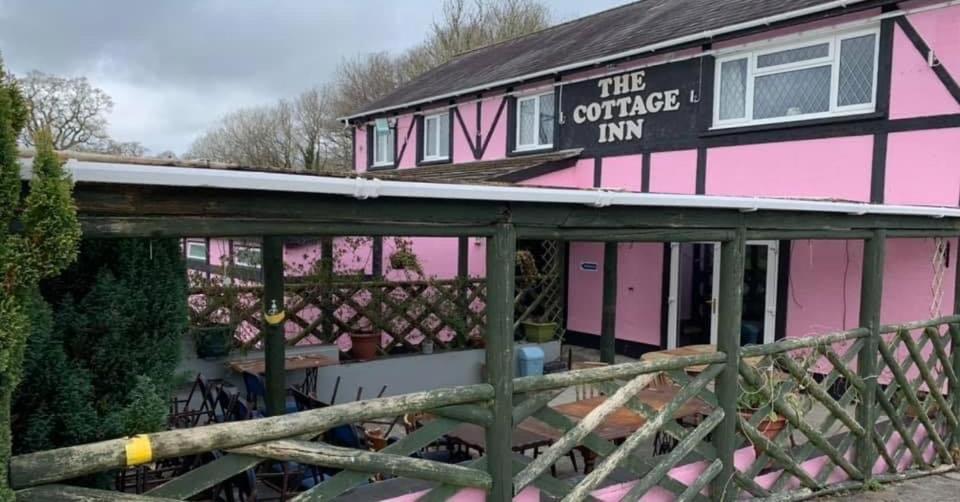 The Cottage Innランデイロ エクステリア 写真